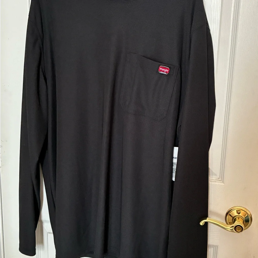 NWT Wrangler Workwear Men's Long Sleeve Heavyweight Pocket T-Shirt - Picture 3 of 6